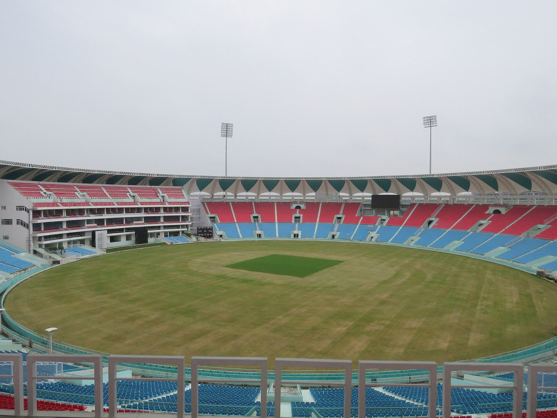 Ekana Stadium pitch and stands